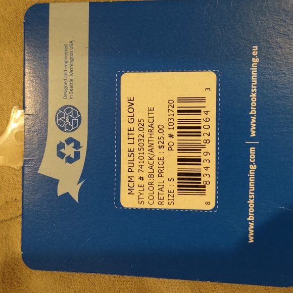 Brooks pulse light running gloves, Marathon, 26.2 - Picture 5 of 5